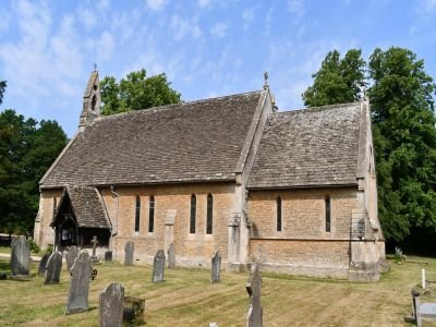 Kington Langley St. St. Peters